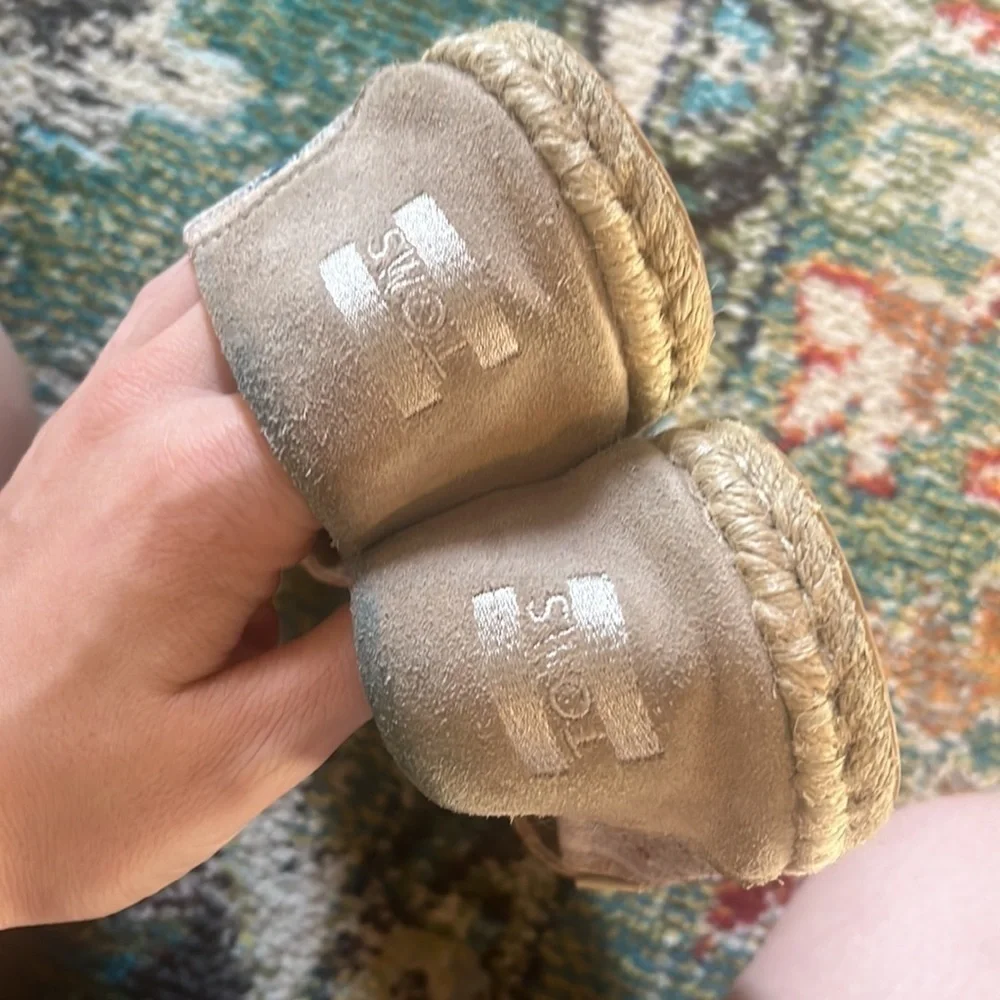 Toms size 9